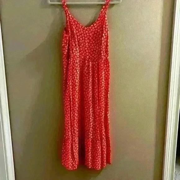 EUC Women’s Old Navy Summwr Floral V-Neck Dress - Picture 1 of 5